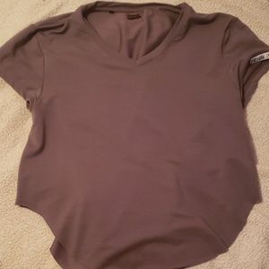 NWOT Gymshark Shirt (M)